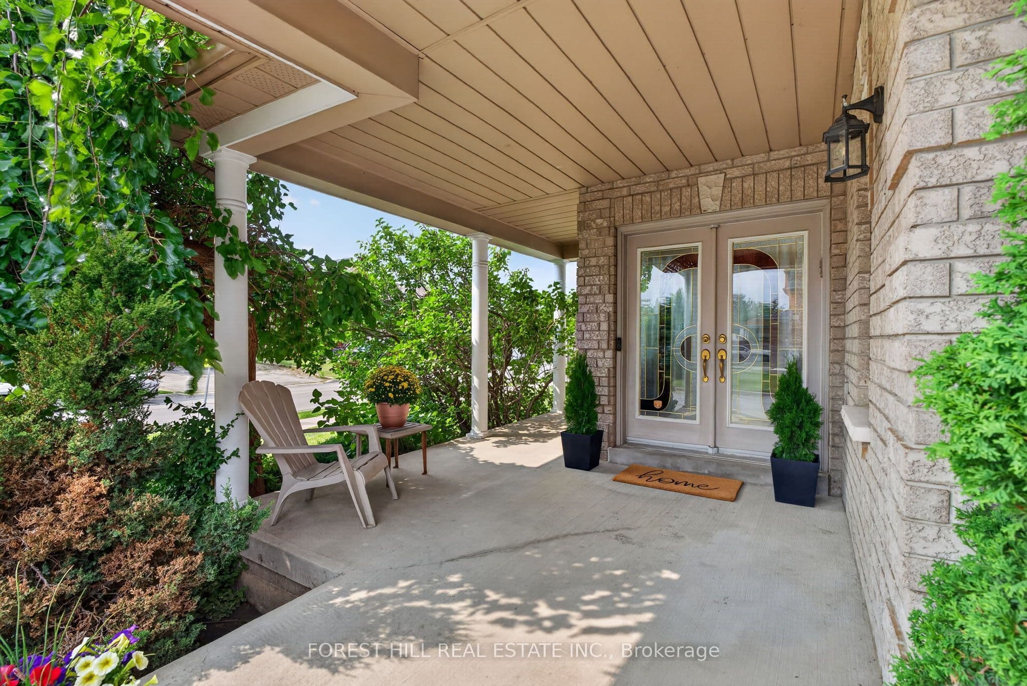 2 Foxfield Crescent, Vaughan, ON L4K 5G2