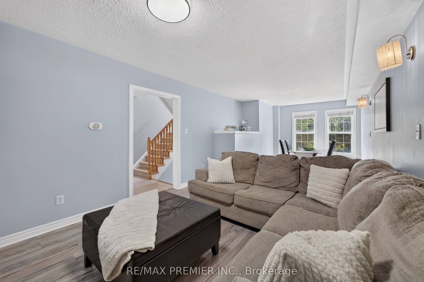 47 Milloy Place, Aurora, ON L4G 7L2