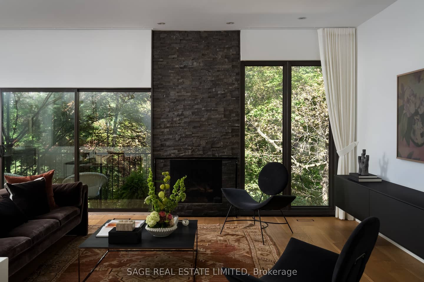20 Connable Drive, Toronto, ON M5R 1Z8