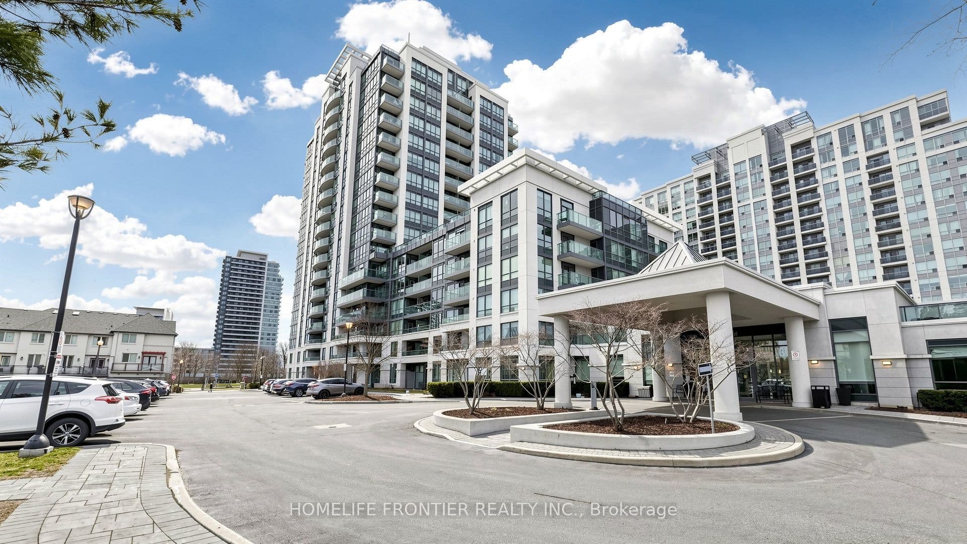 20 North Park Road 108, Vaughan, ON L4J 0G7
