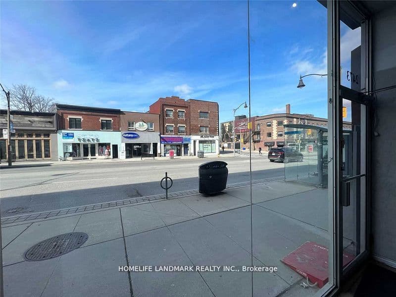 2473 Yonge Street, Toronto, ON M4P 2H6