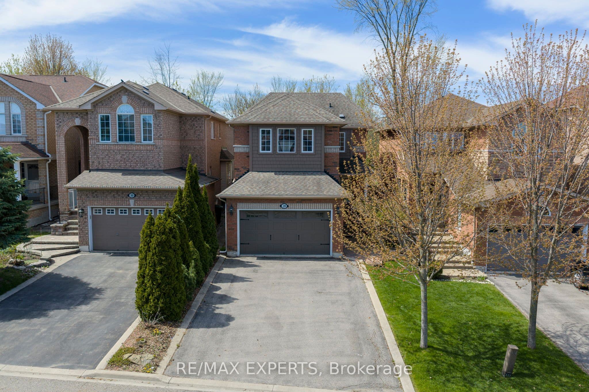 28 Crestridge Drive, Caledon, ON L7E 2T7