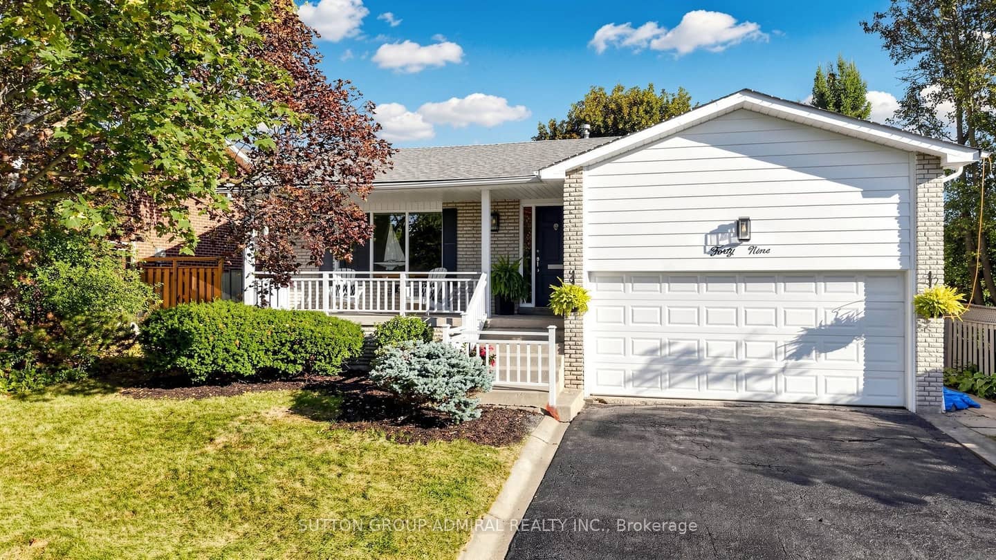 49 Stornoway Crescent, Markham, ON L3T 3X8