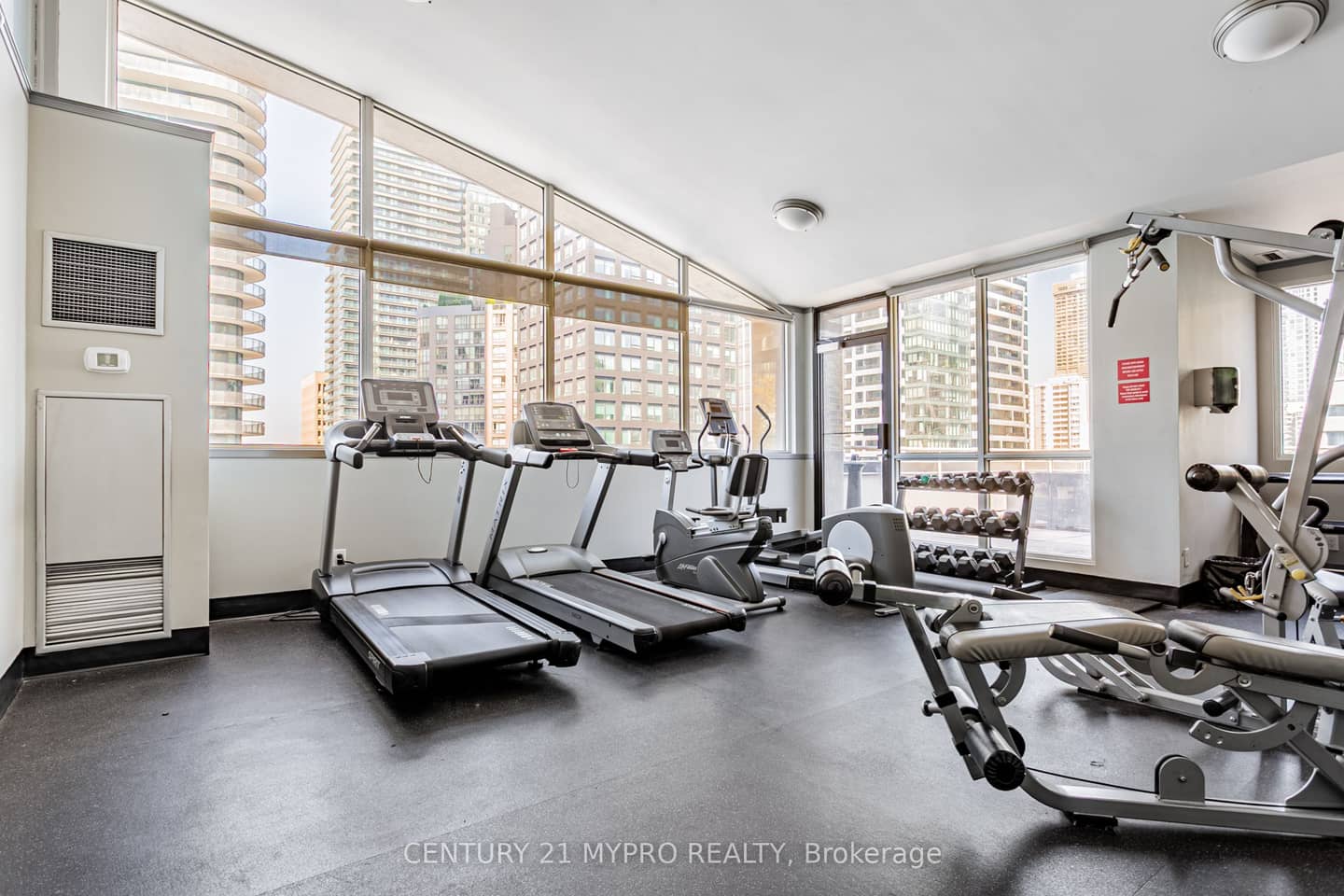 555 Yonge Street 401, Toronto, ON M4Y 3A6