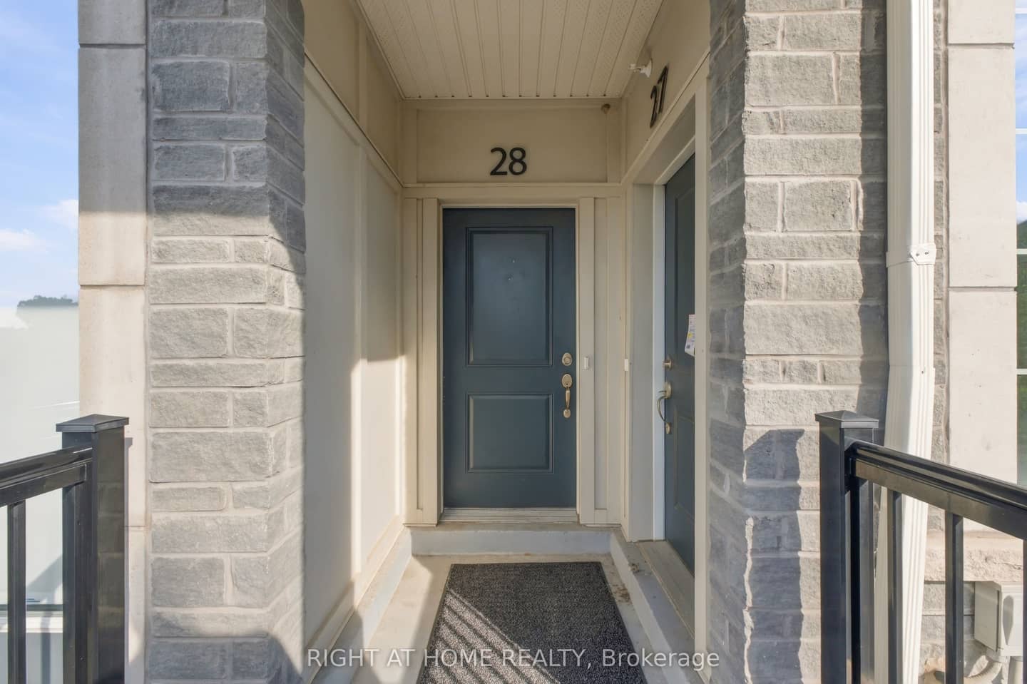 2199 Lillykin Street 28, Oakville, ON L6H 0X6