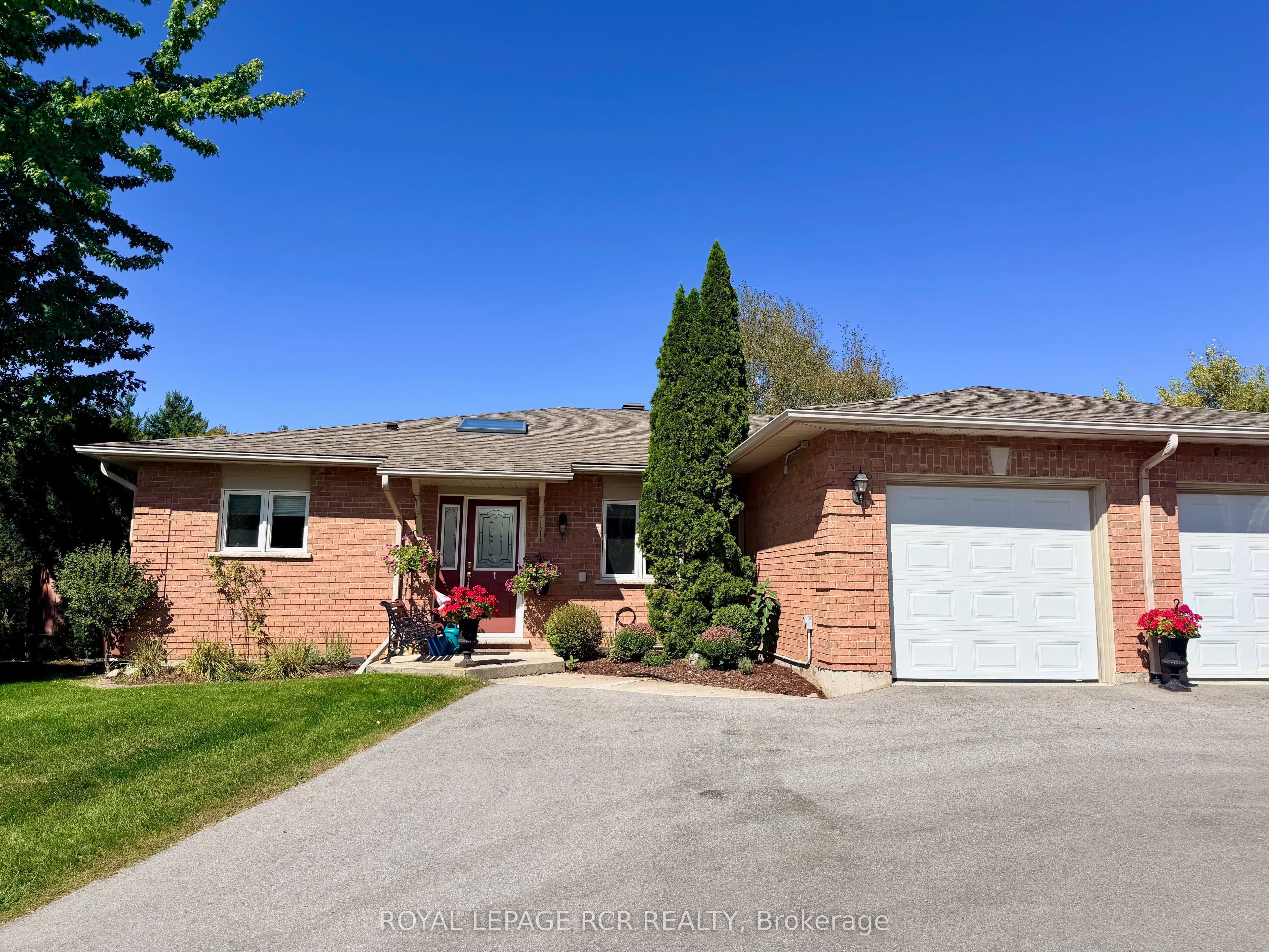 28 Reddington Drive 1, Caledon, ON L7E 0E4