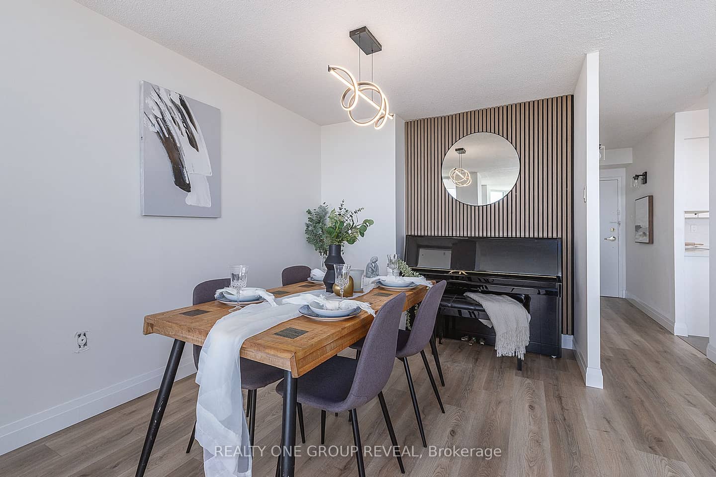 121 Ling Road 1509, Toronto, ON M1E 4Y2