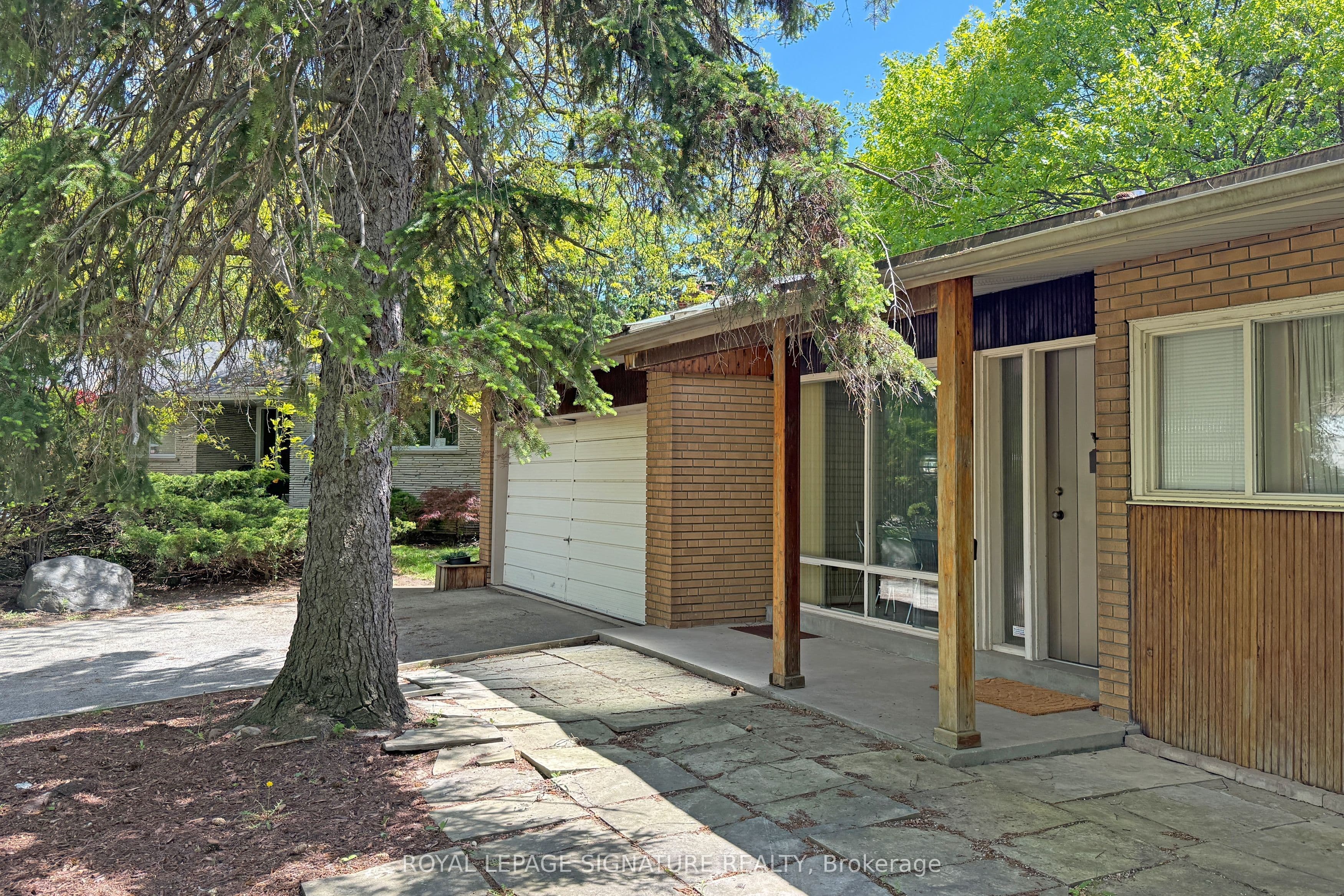 12 Ruden Crescent, Toronto, ON M3A 3H3