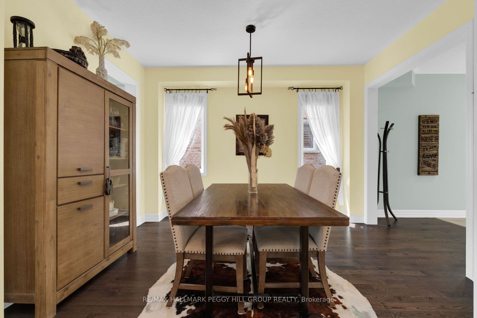 15 Wagner Crescent, Essa, ON L3W 0P4