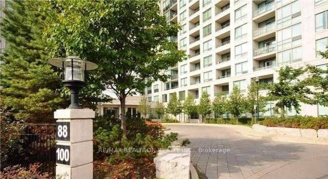 100 Promenade Circle 210, Vaughan, ON L4J 7W7