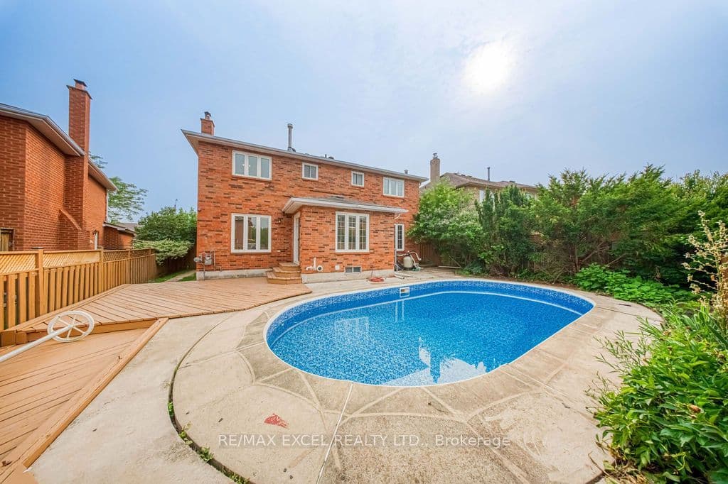 2105 Oakmead Boulevard, Oakville, ON L6H 5C2