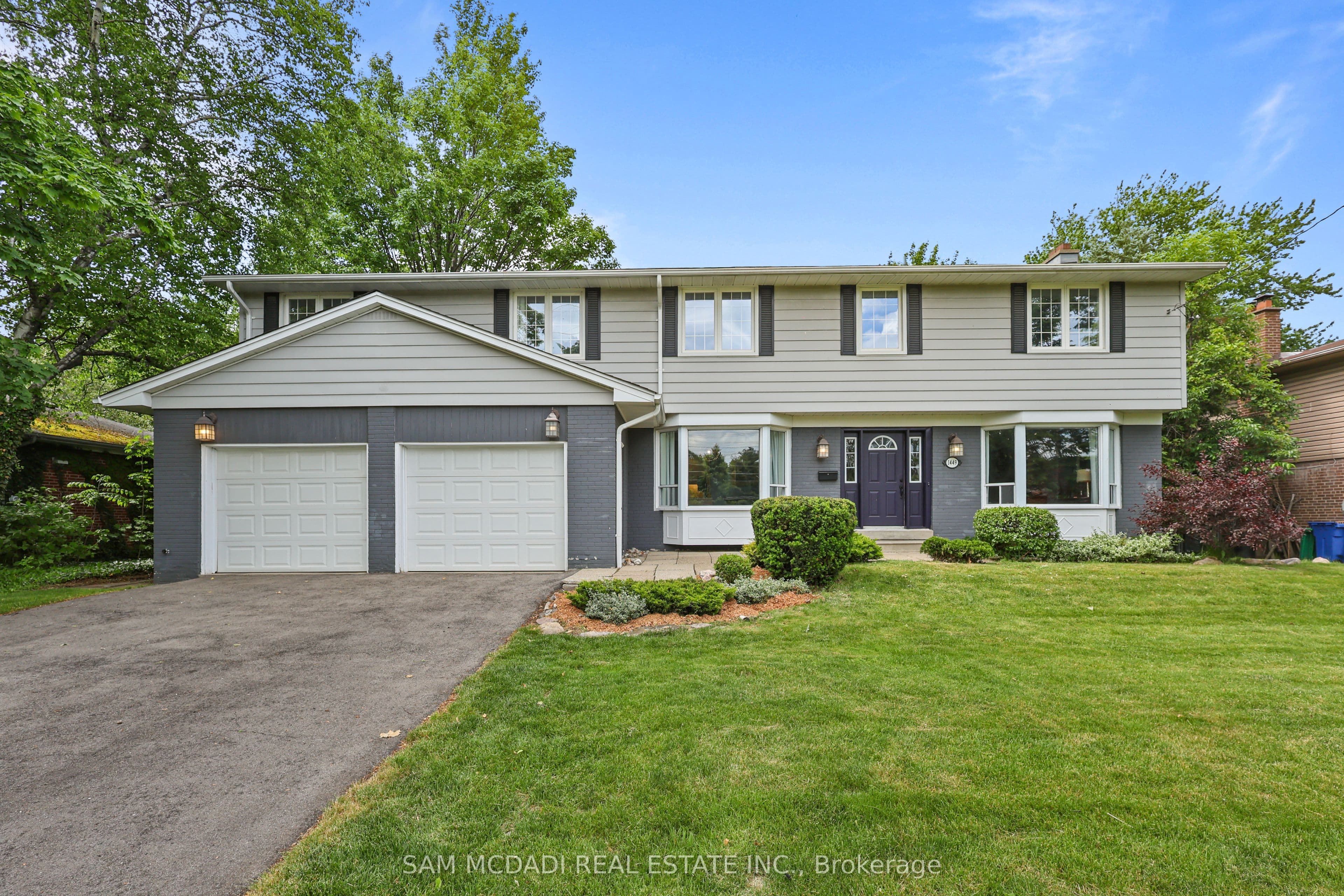 1449 Truscott Drive, Mississauga, ON L5J 1Z1