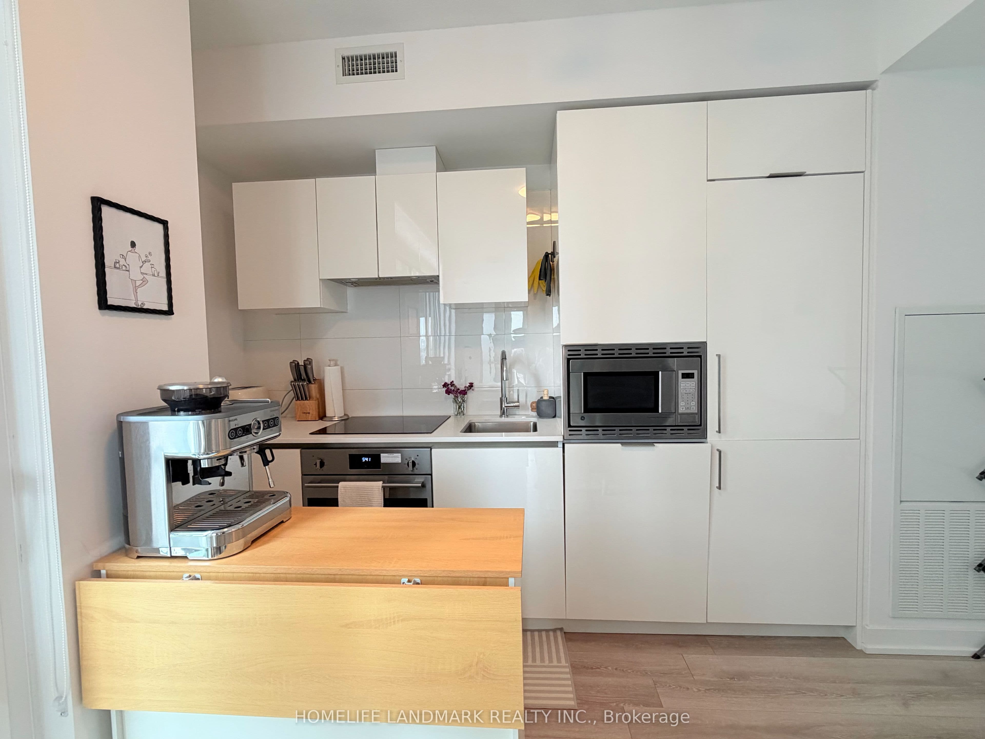 238 Simcoe Street 2603, Toronto, ON M5T 1T4