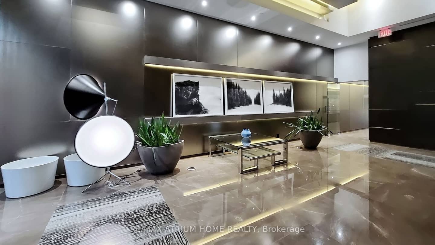101 Charles Street E 4510, Toronto, ON M4Y 1V2