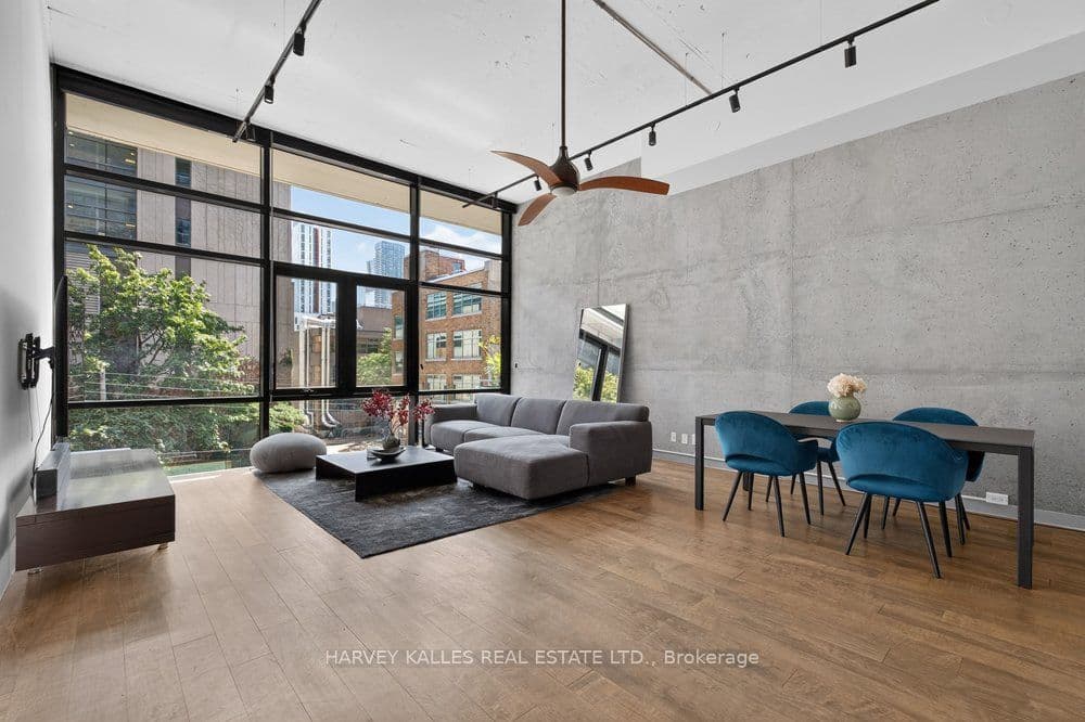 86 Gerrard Street E 1E, Toronto, ON M5B 2J1