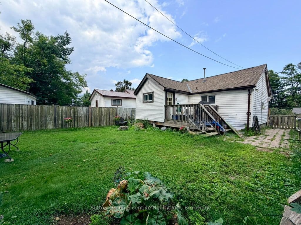 341 Saint Jean Street, Orillia, ON L3V 4L6