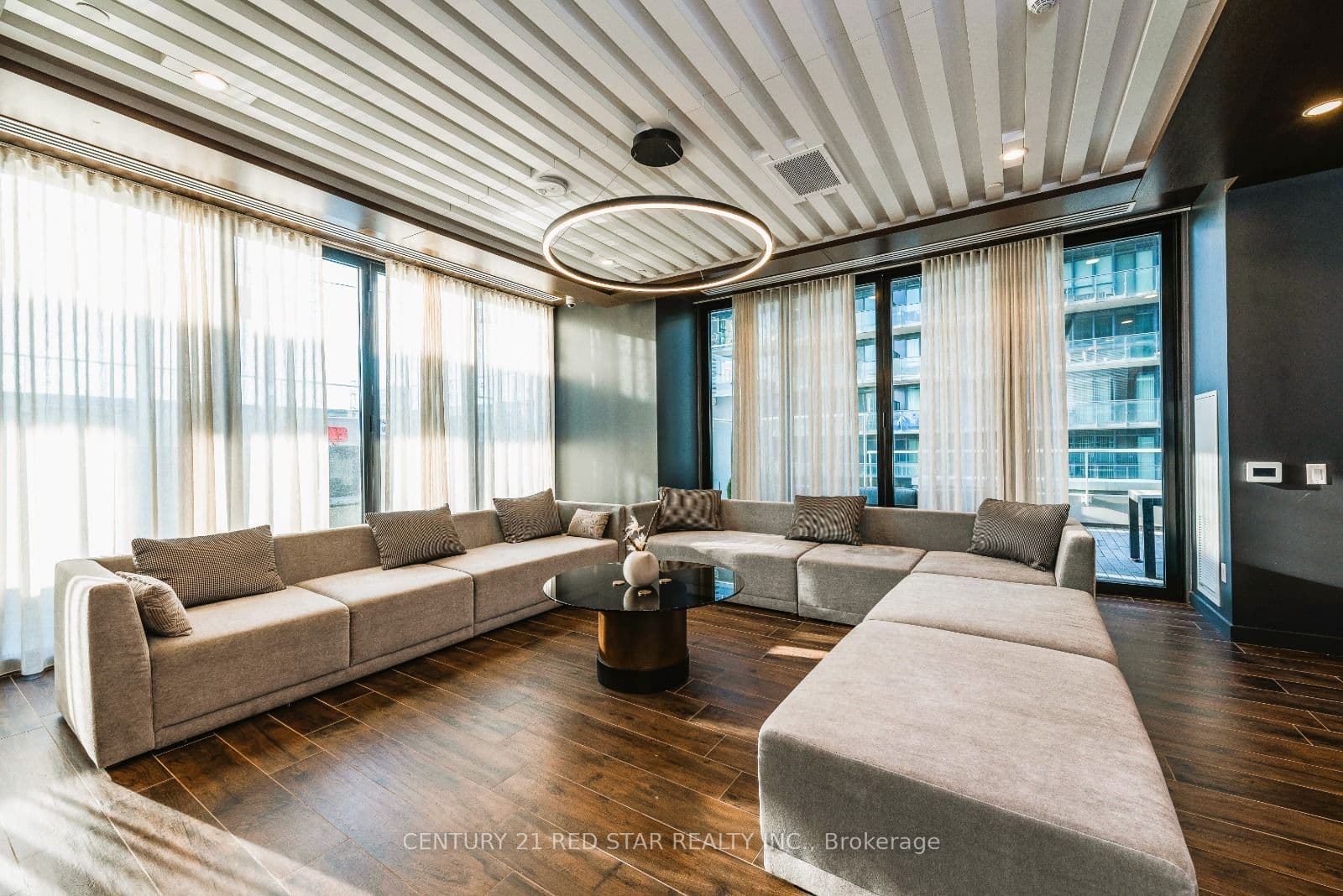 70 Annie Craig Drive 4801, Toronto, ON M8V 0C4