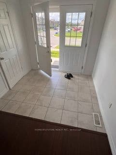 39 Brennan Crescent, Loyalist, ON K0H 1G0