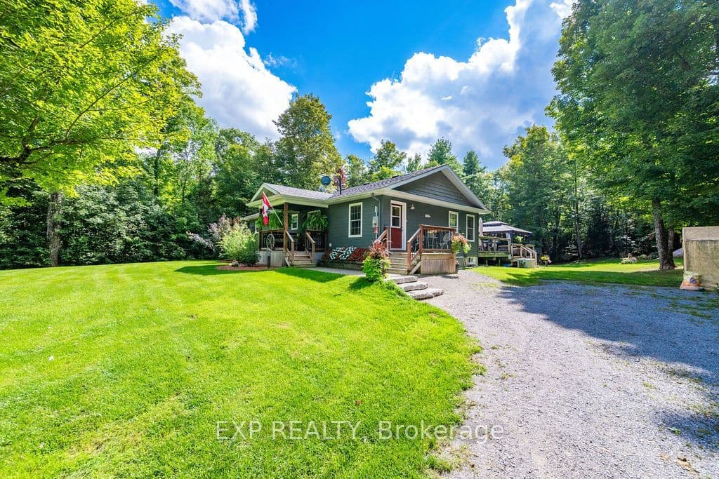 61 Rosebrugh Road, Greater Madawaska, ON K7V 3Z9