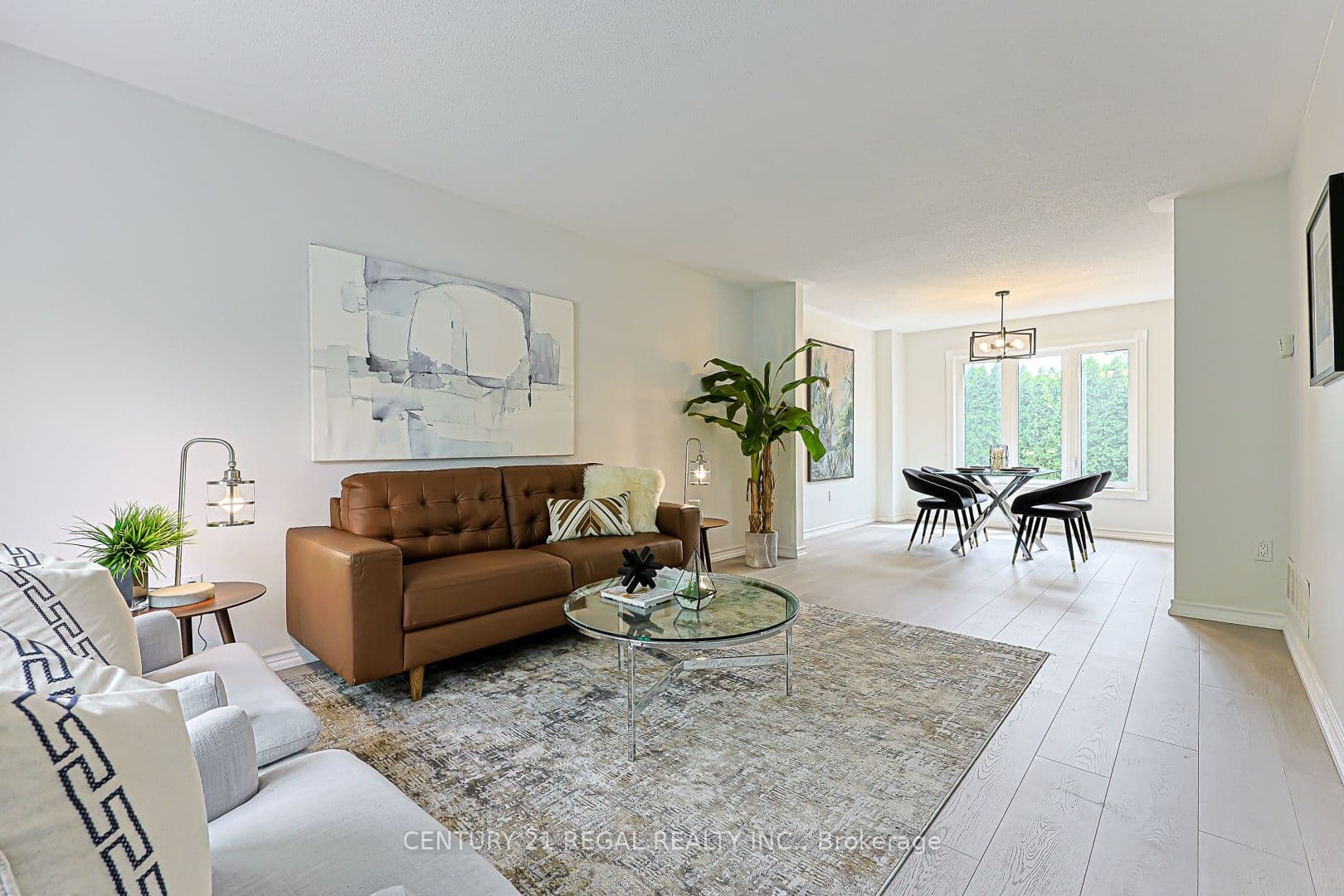 599 Sandford Street, Newmarket, ON L3X 1T4
