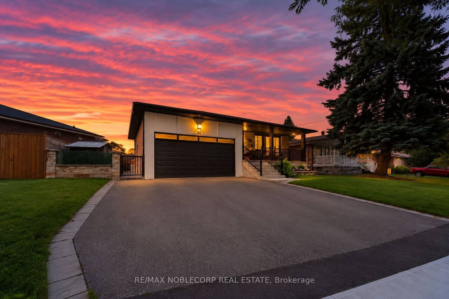 34 Ridgemount Road, Toronto, ON M9P 1C5