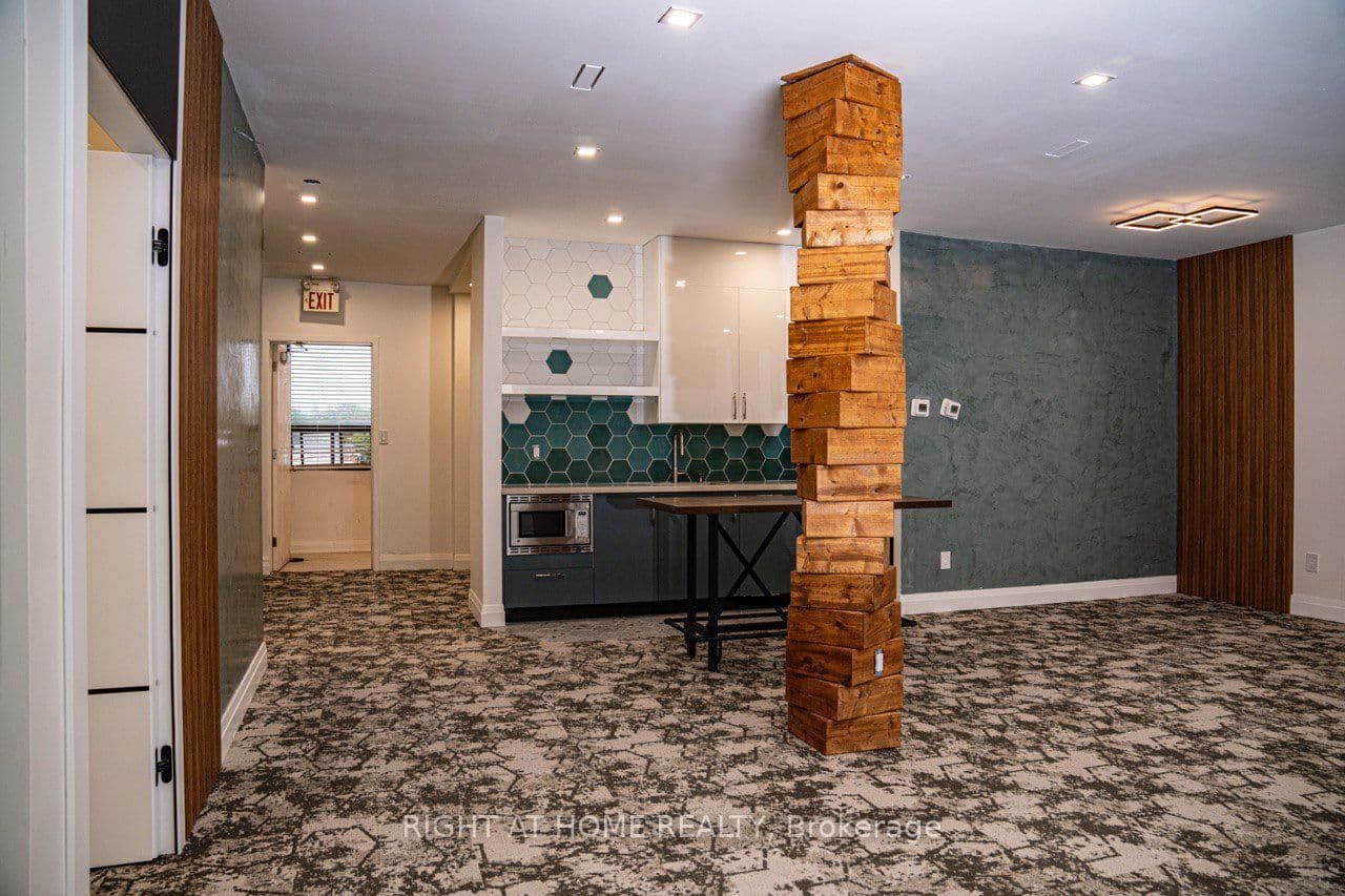 8119 Yonge Street 2nd Floor, Markham, ON L3T 2C6