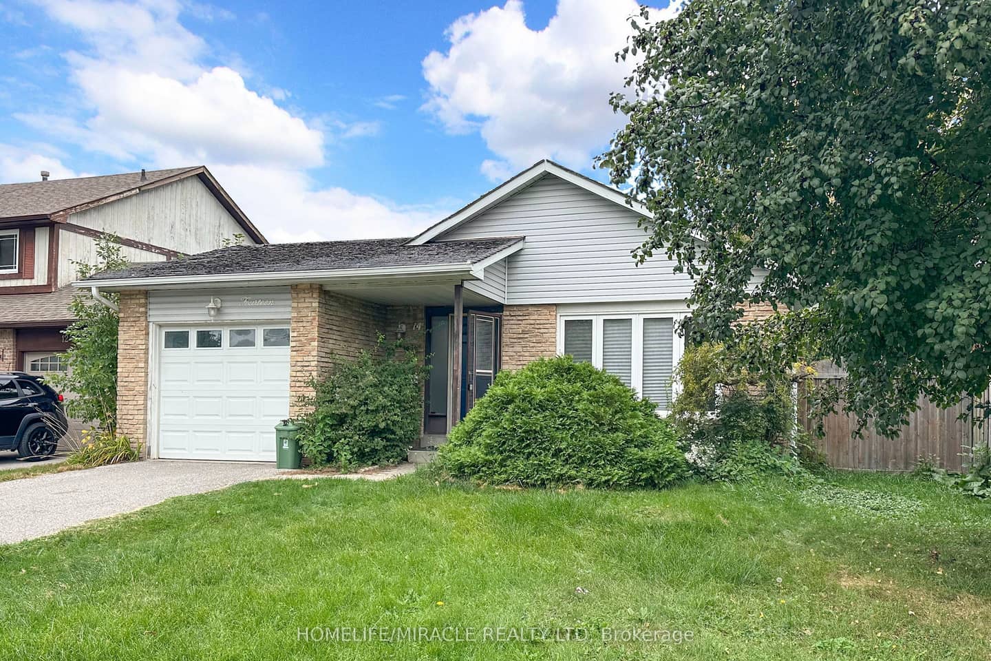 14 Pilkington Crescent, Whitby, ON L1N 6E9