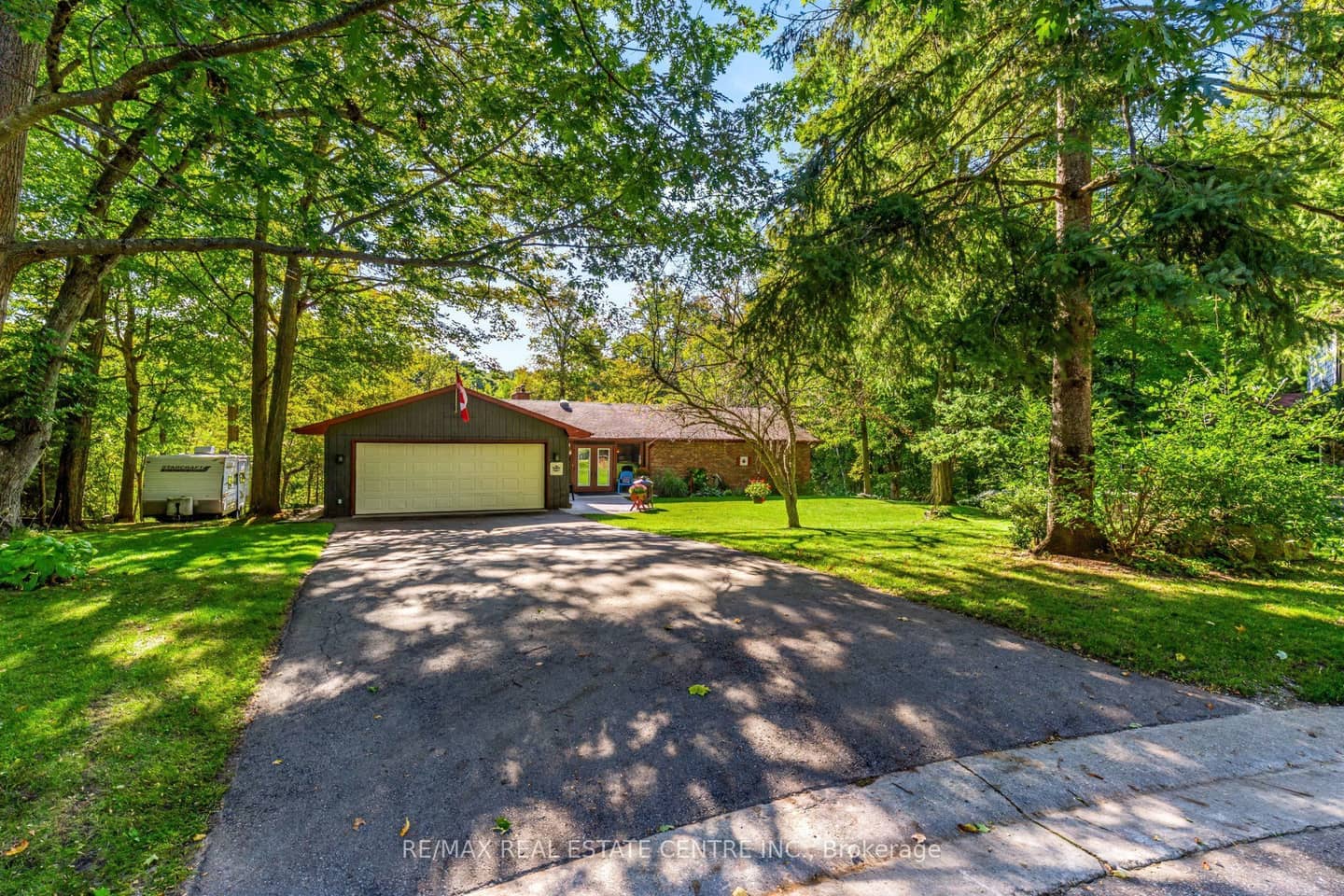 80 Glenda Jane Drive, Milton, ON L0P 1B0
