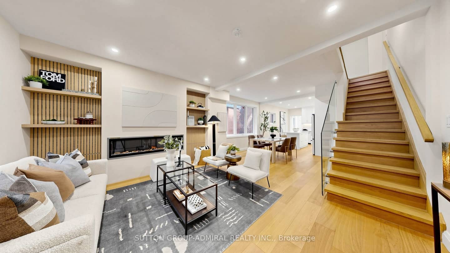 109 Fermanagh Avenue, Toronto, ON M6R 1M1