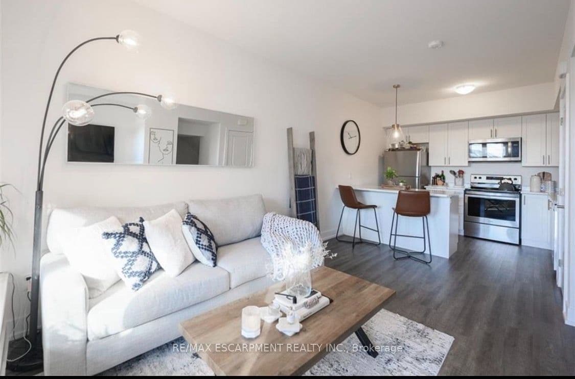 261 SKINNER Road 14, Hamilton, ON L8B 1W6