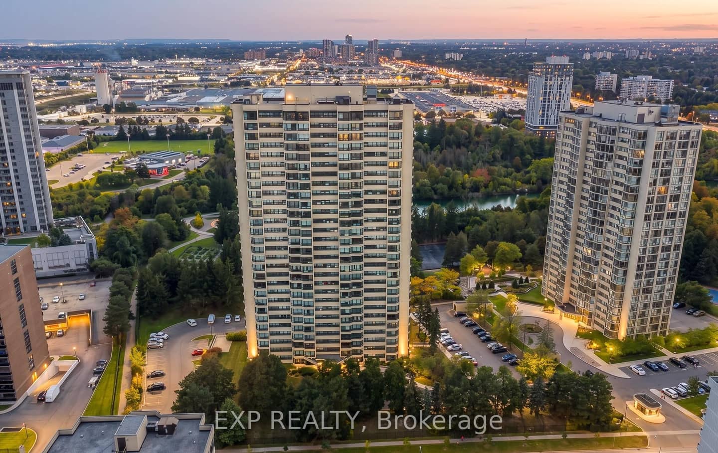 8 Lisa Street E 1506, Brampton, ON L6T 4S6