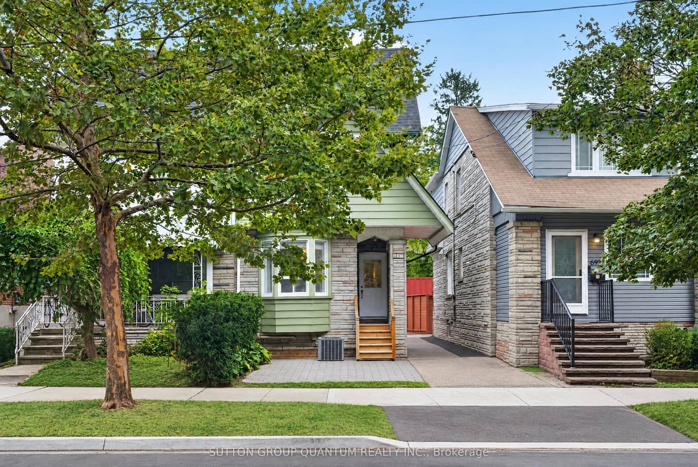 693 Greenwood Avenue, Toronto, ON M4J 4B6