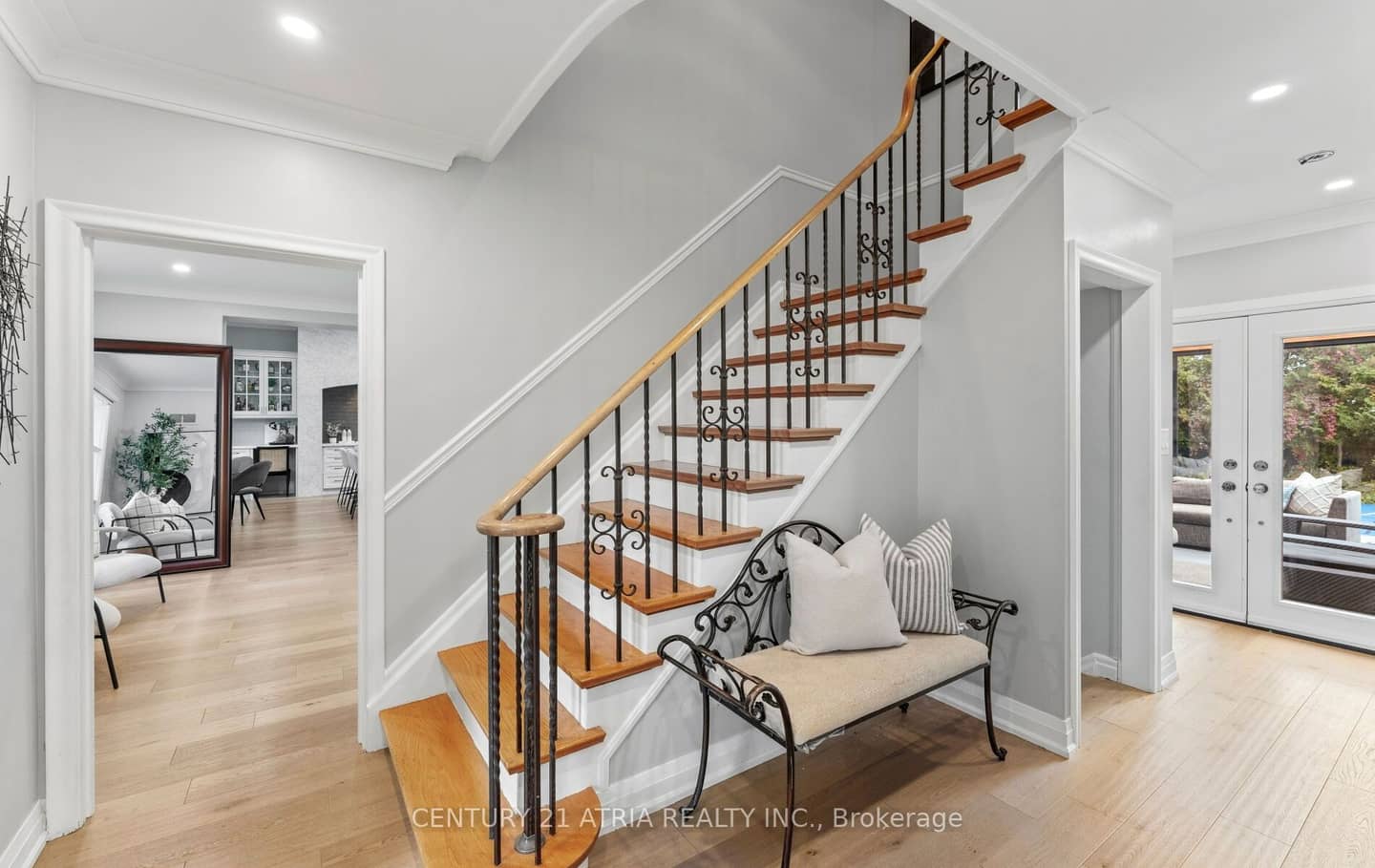 1617 Islington Avenue, Toronto, ON M9A 3M8