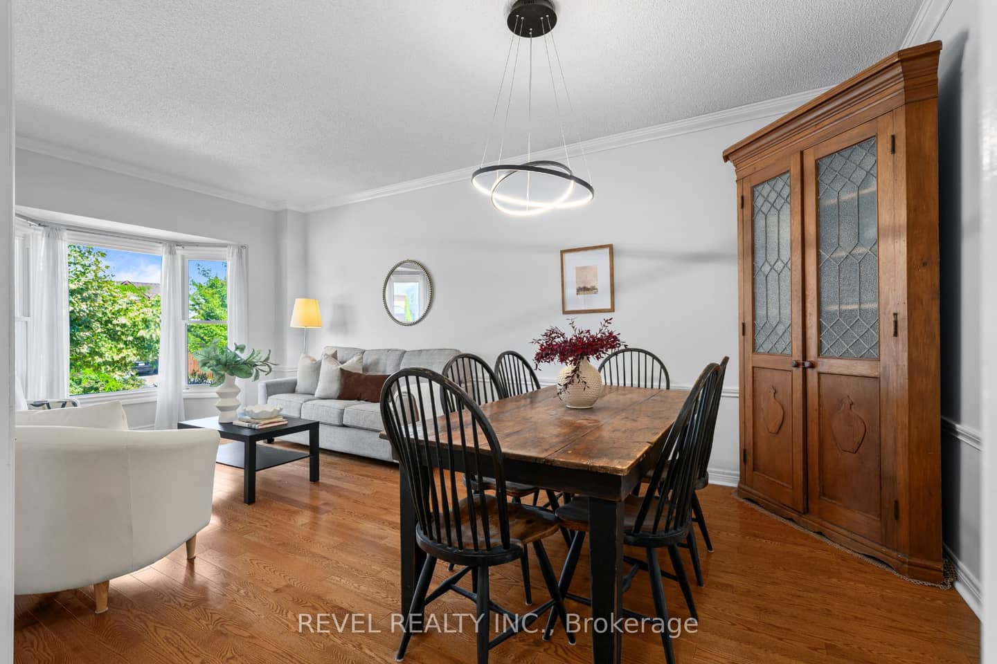 1610 Heathside Crescent, Pickering, ON L1V 5W7
