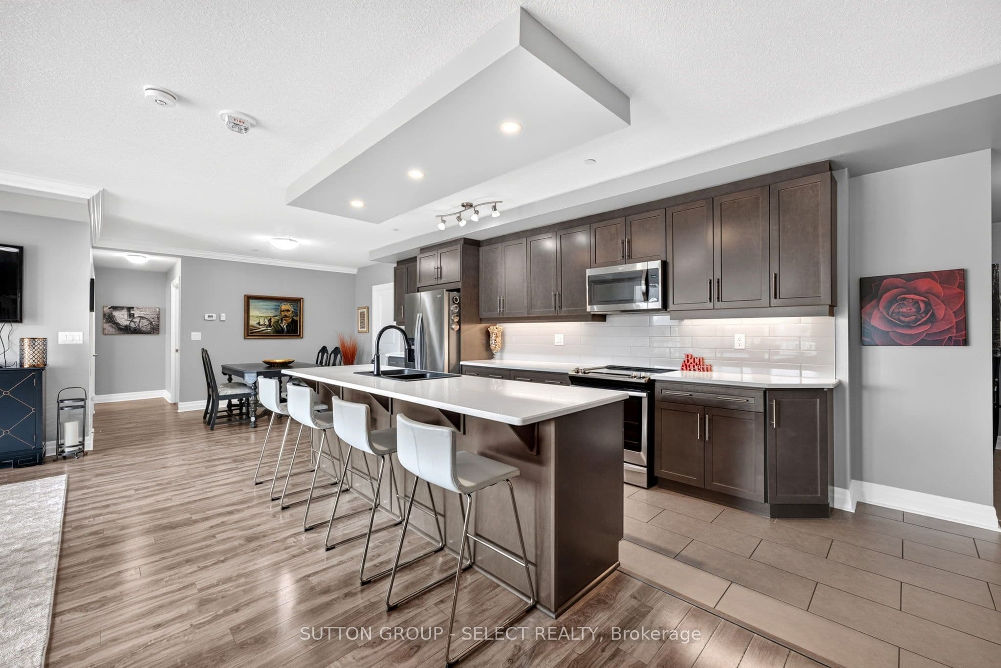 260 Villagewalk Boulevard 209, London North, ON N6G 0W6
