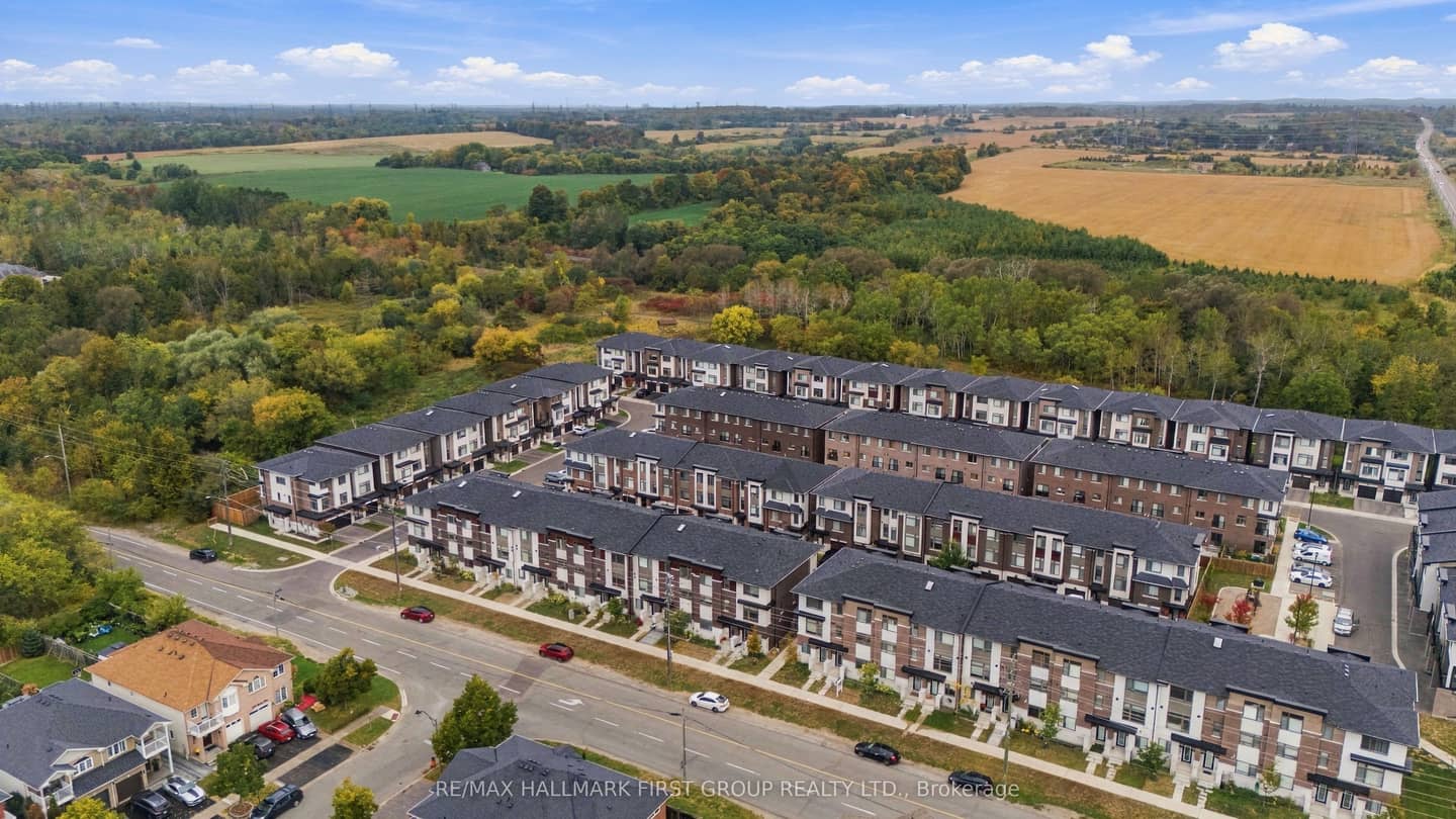 250 Finch Avenue 303, Pickering, ON L1V 0G6