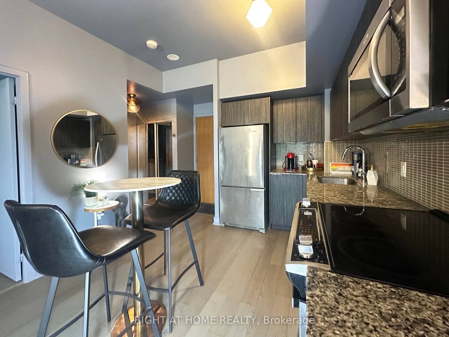 30 Shore Breeze Drive 540, Toronto, ON M8V 1A1