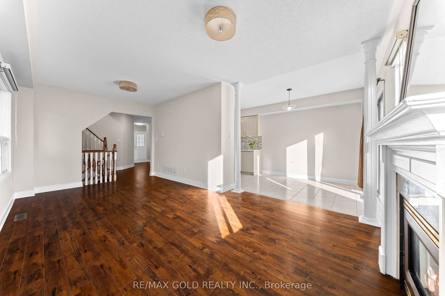 24 Alberta Terrace, Brampton, ON L6R 2H8
