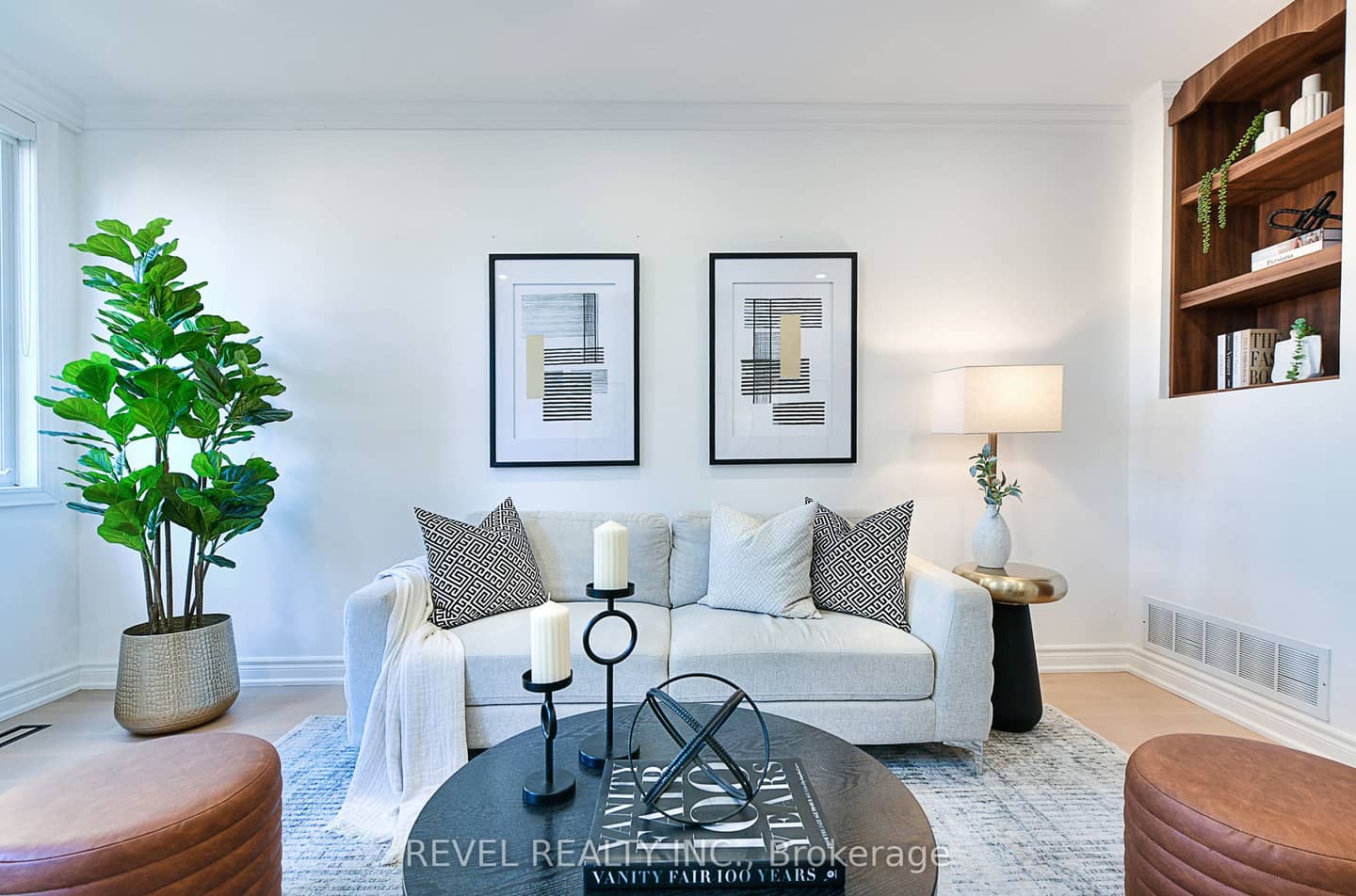 399 Perth Avenue, Toronto, ON M6P 3Y5