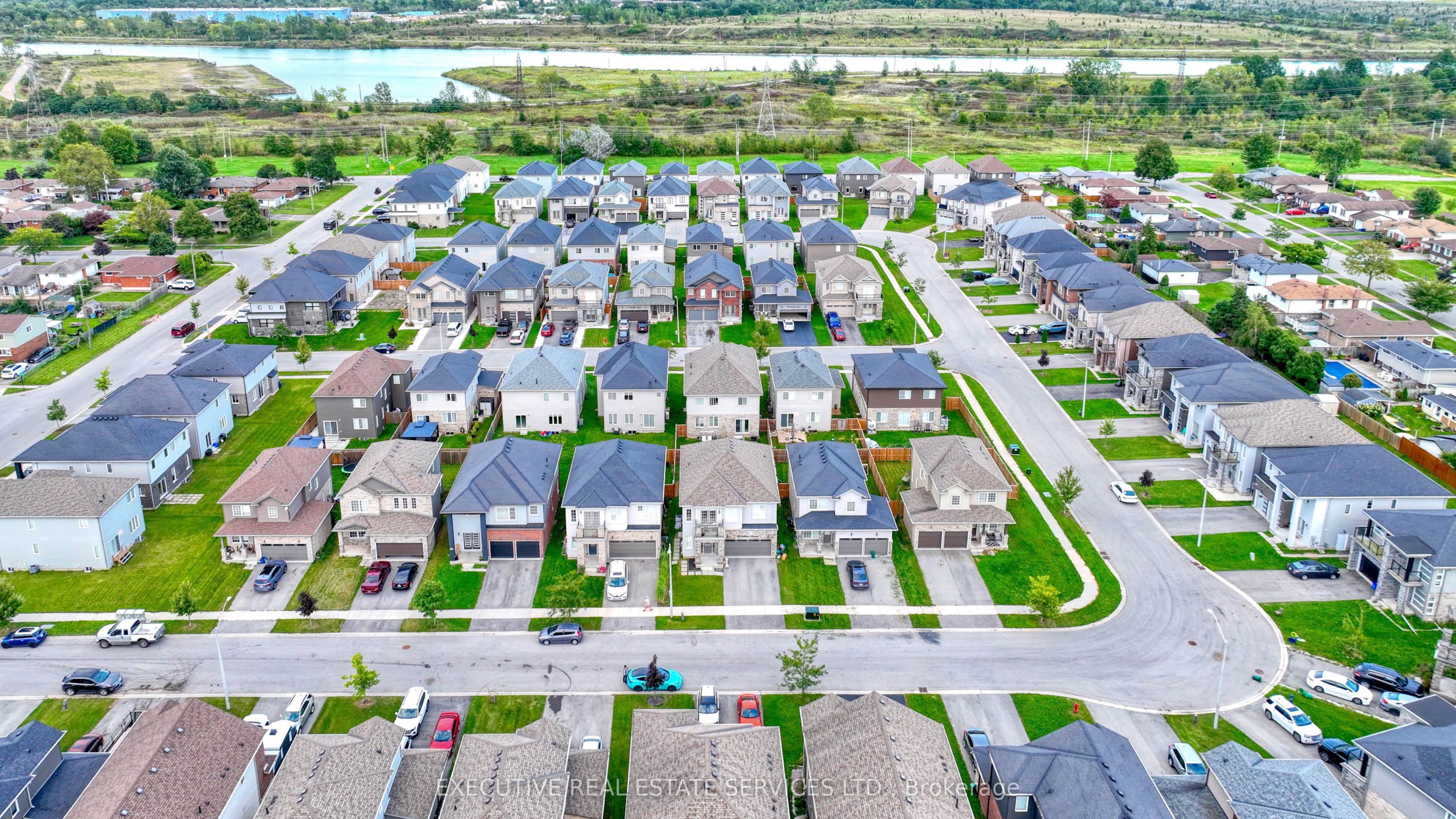 57 Bethune Avenue Upper, Welland, ON L3B 5W2