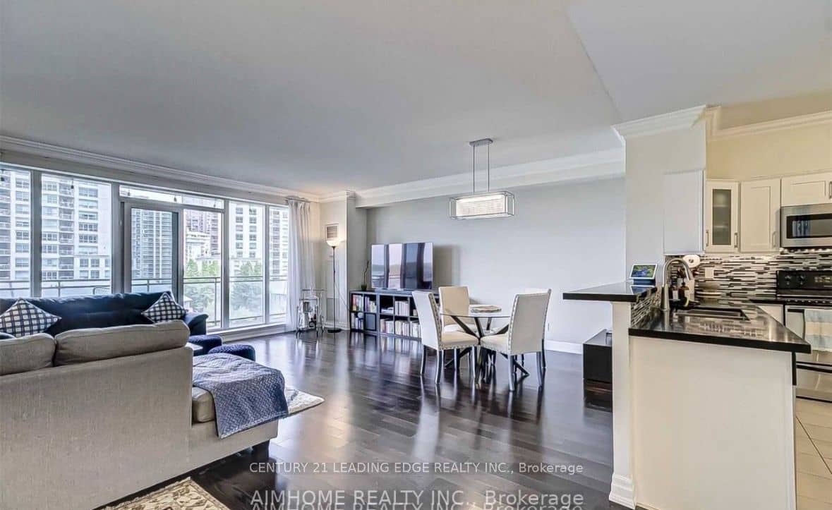 2119 Lakeshore Boulevard W 607, Toronto, ON M8V 4E8