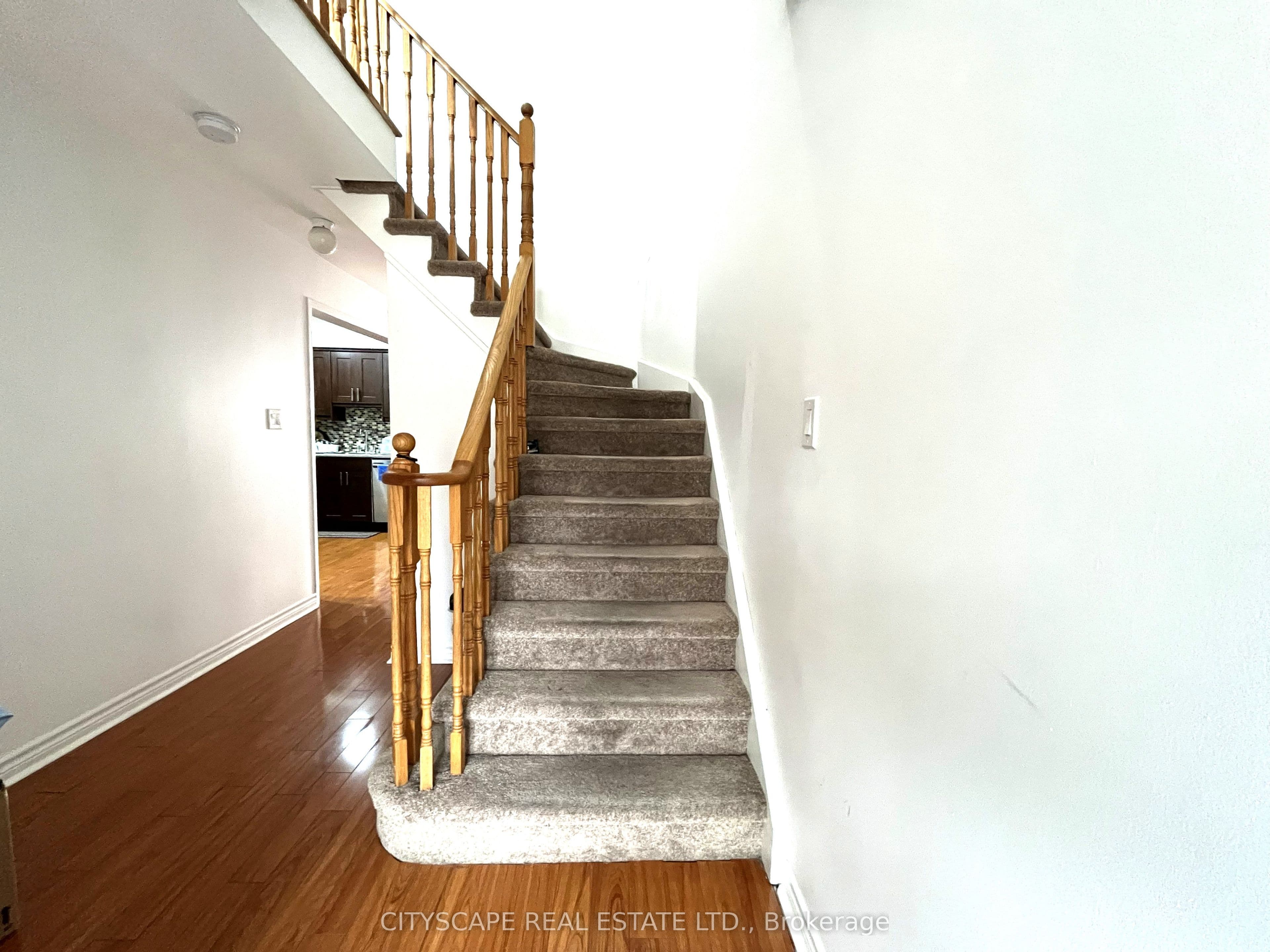 68 Gilgorm Road 33, Brampton, ON L6X 4P5
