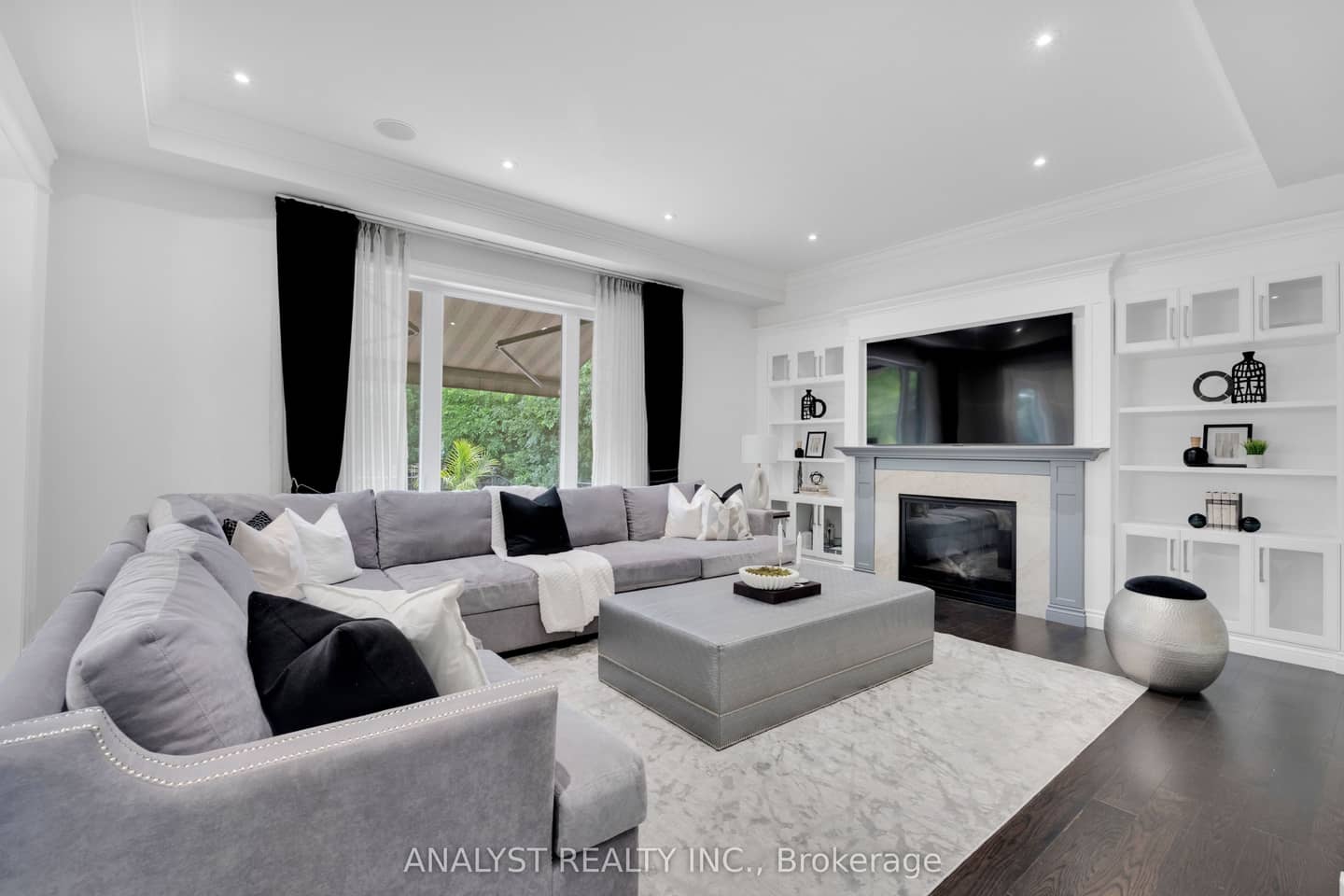 106 Donhill Crescent, Vaughan, ON L0J 1C0