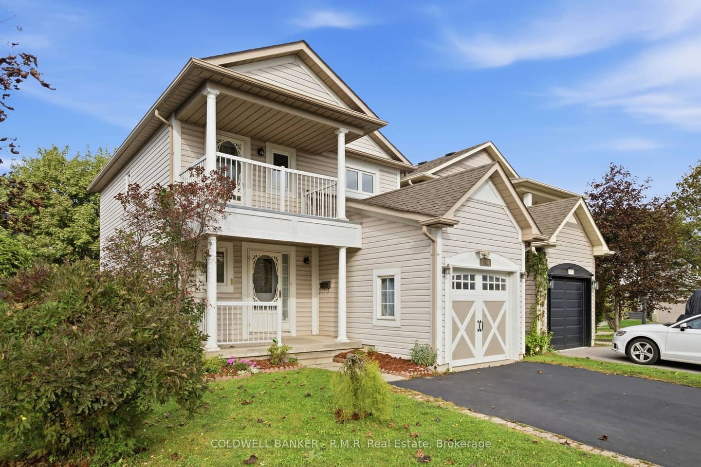102 Boswell Drive, Clarington, ON L1C 5C3