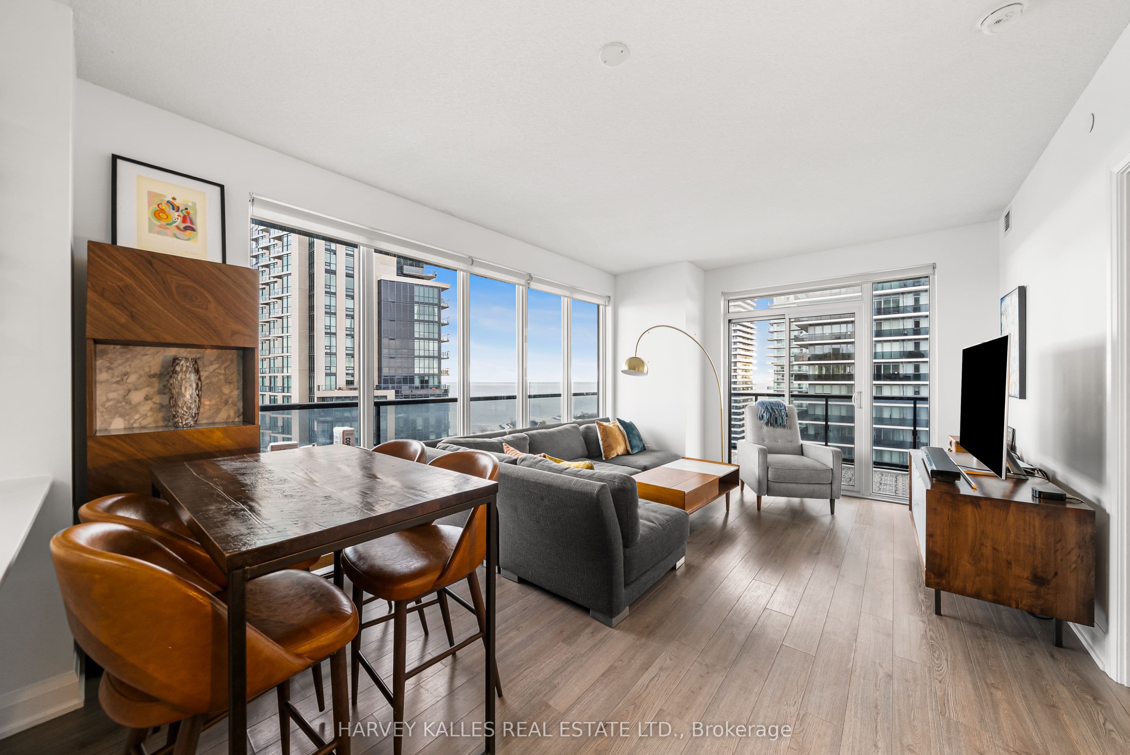 56 Annie Craig Drive 2703, Toronto, ON M8V 0C8