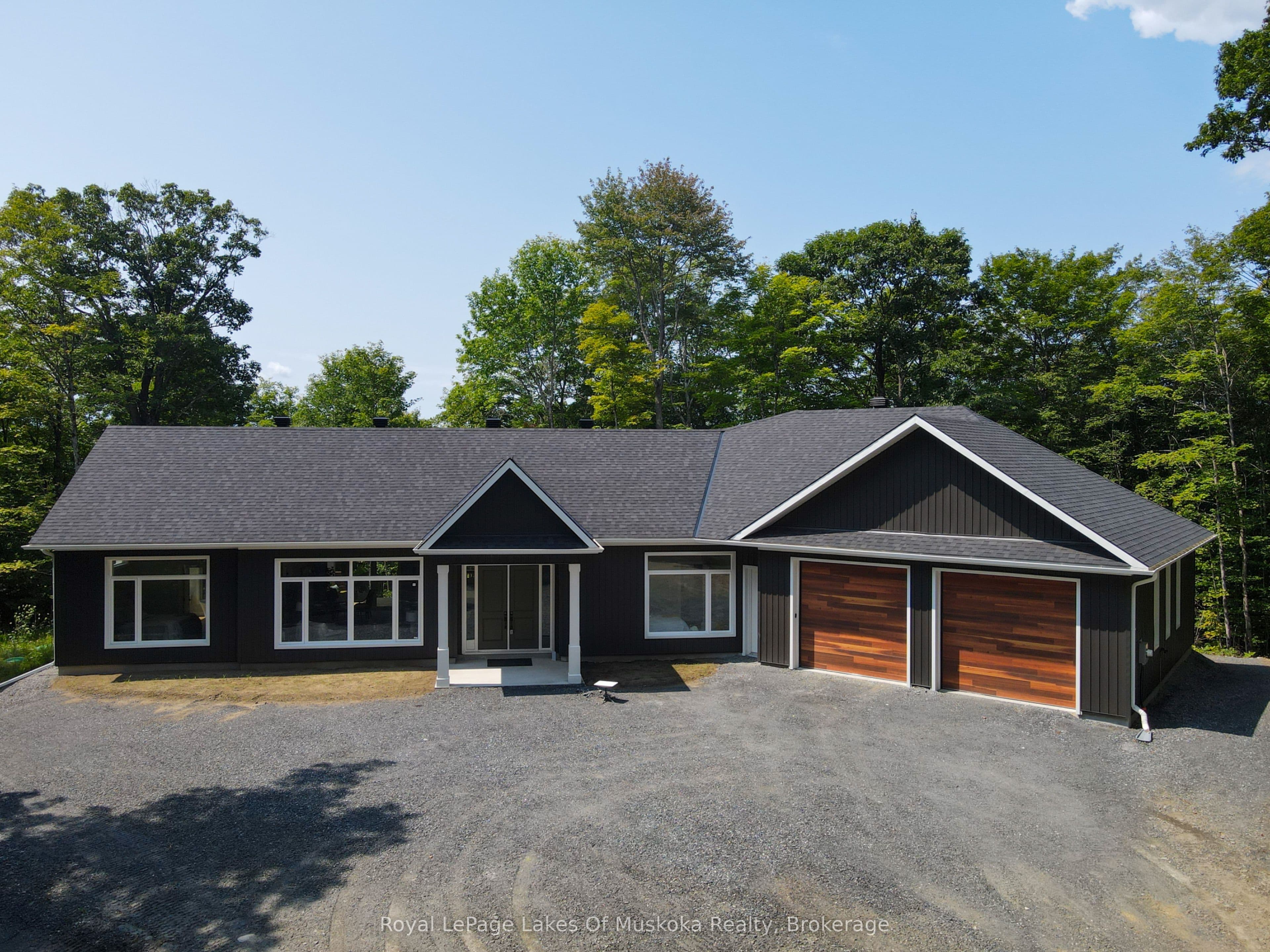 5 Flicker Lane, McDougall, ON P2A 2W9