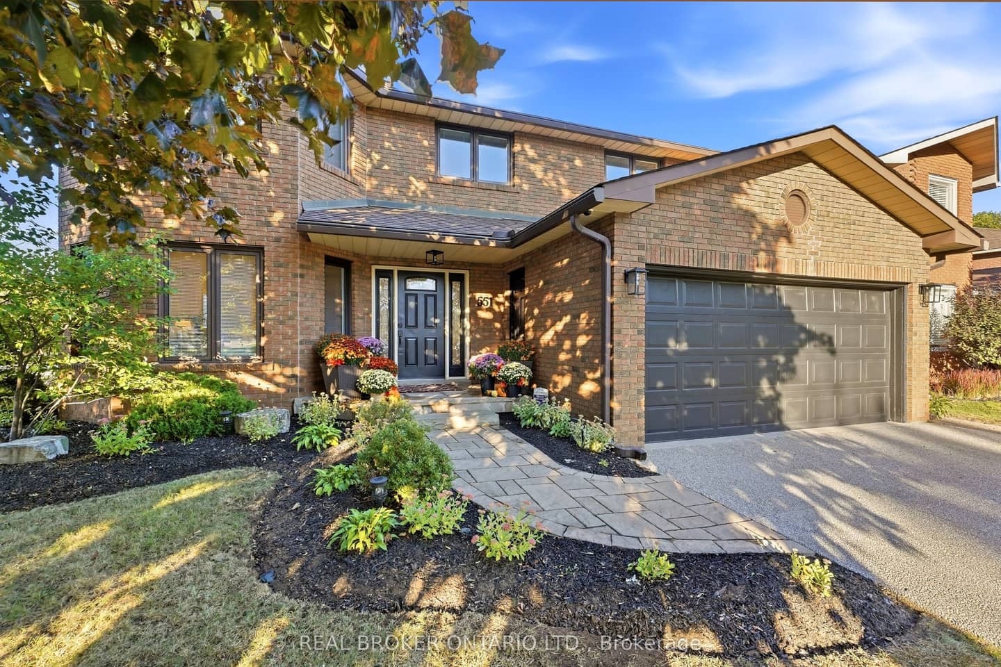551 Kastelic Place, Burlington, ON L7N 3S3