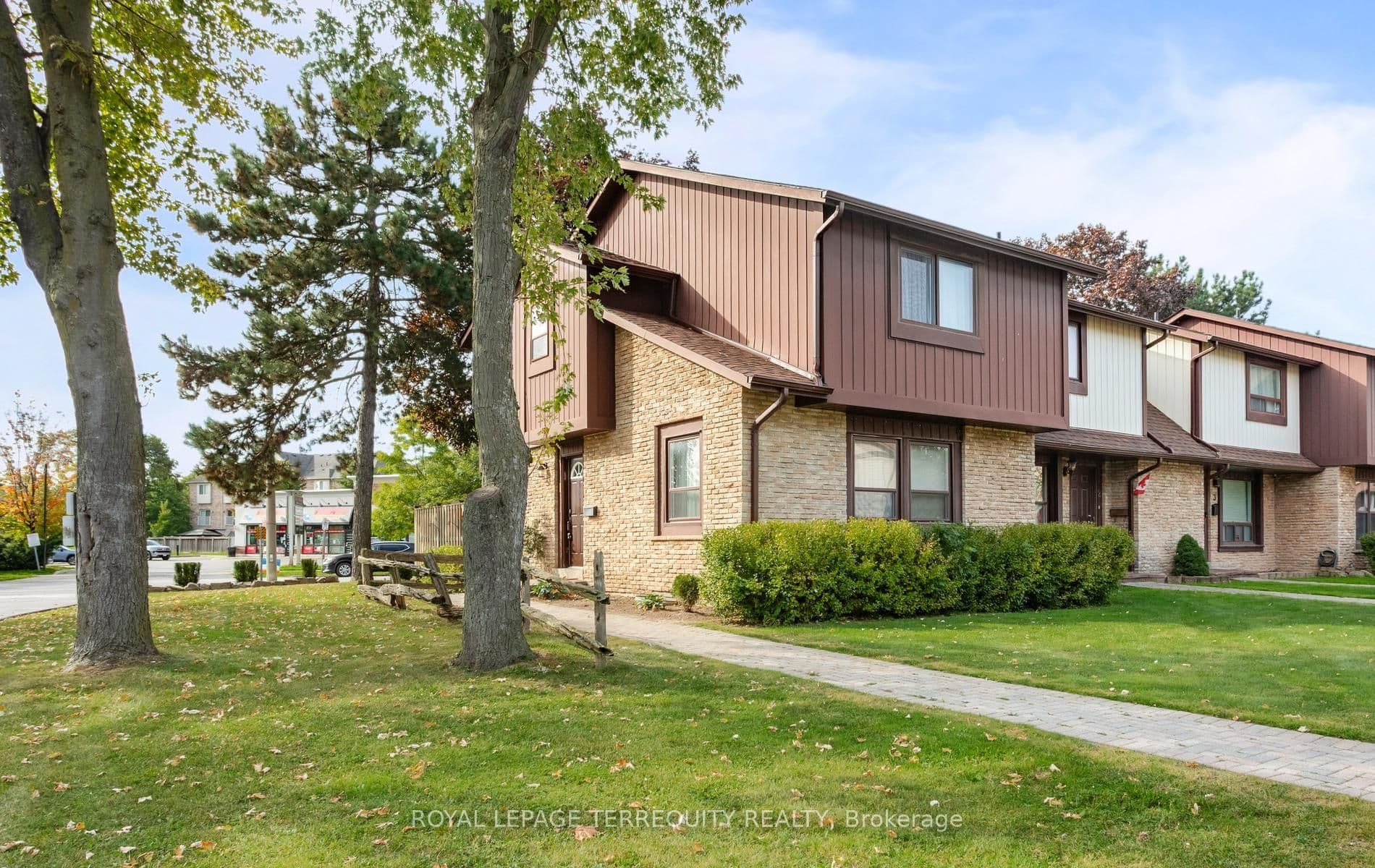 6650 Falconer Drive 1, Mississauga, ON L5N 1B5