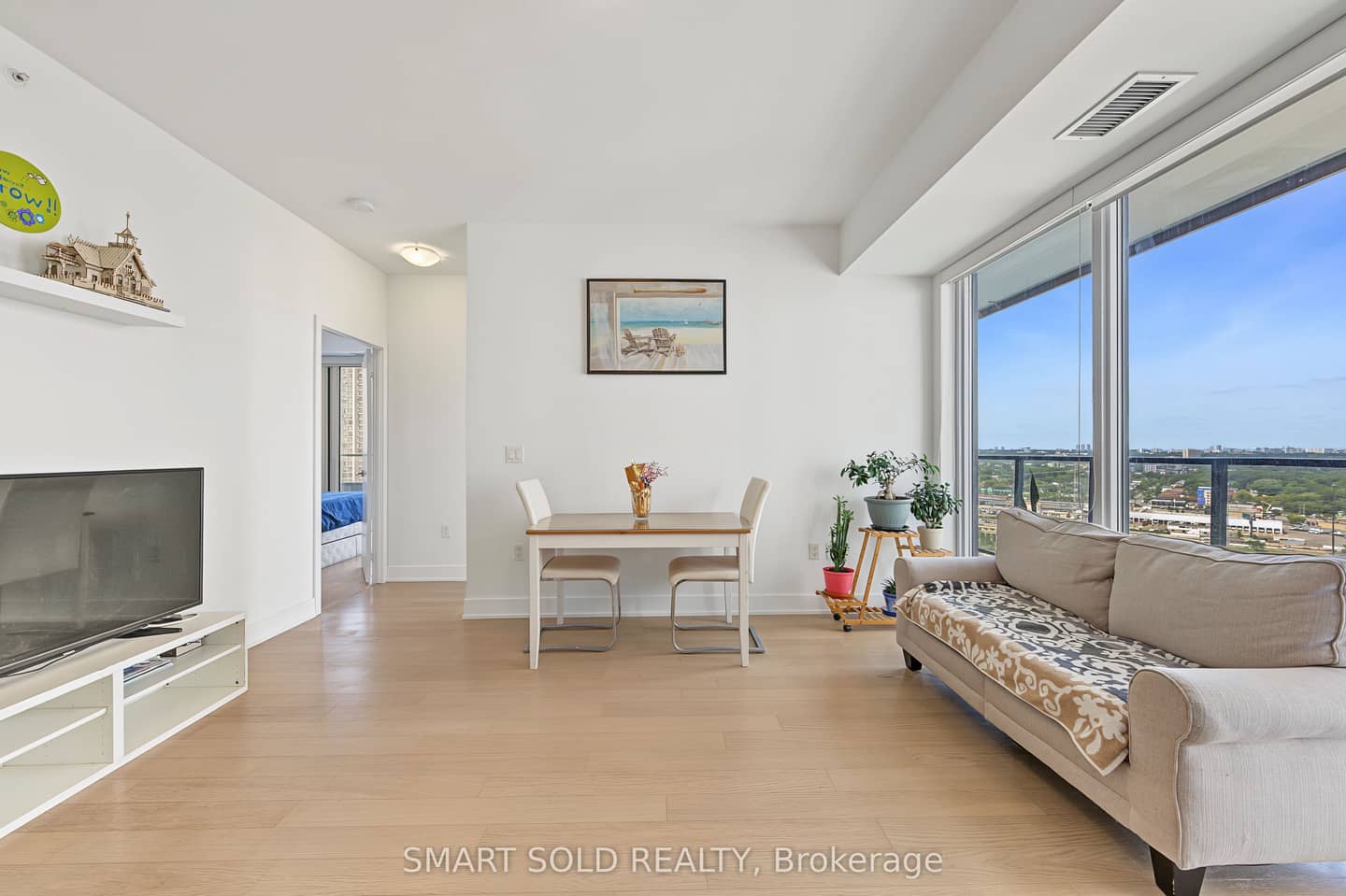 30 Shore Breeze Drive 2313, Toronto, ON M8V 0J1