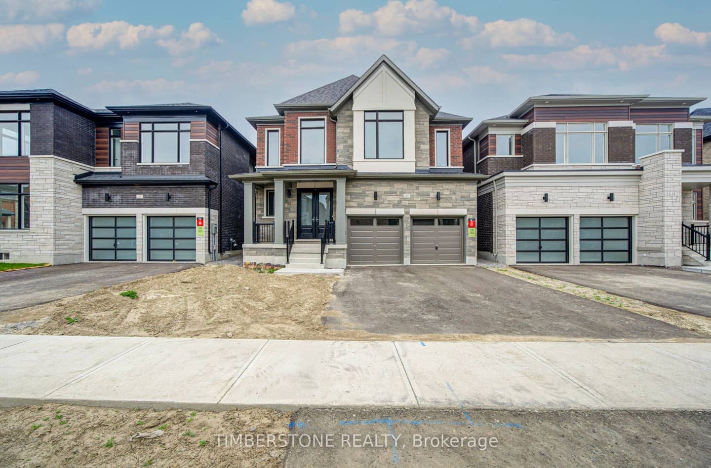43 Aveena Road, Brampton, ON L6P 4R8